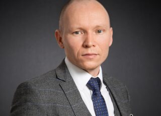 Владимир Плешков