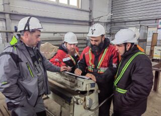 АЛРОСА снижает текучесть кадров с помощью наставничества