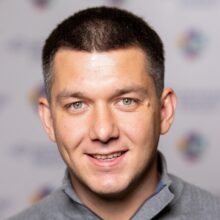 Артем Полывянный