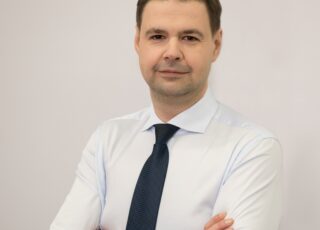Константин Локшин