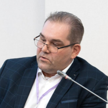 Алексей Евстигнеев