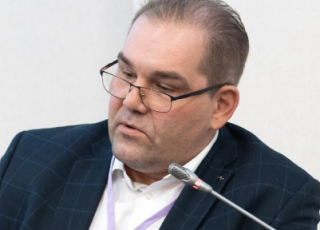 Алексей Евстигнеев