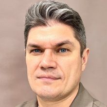 Сергей Иванов